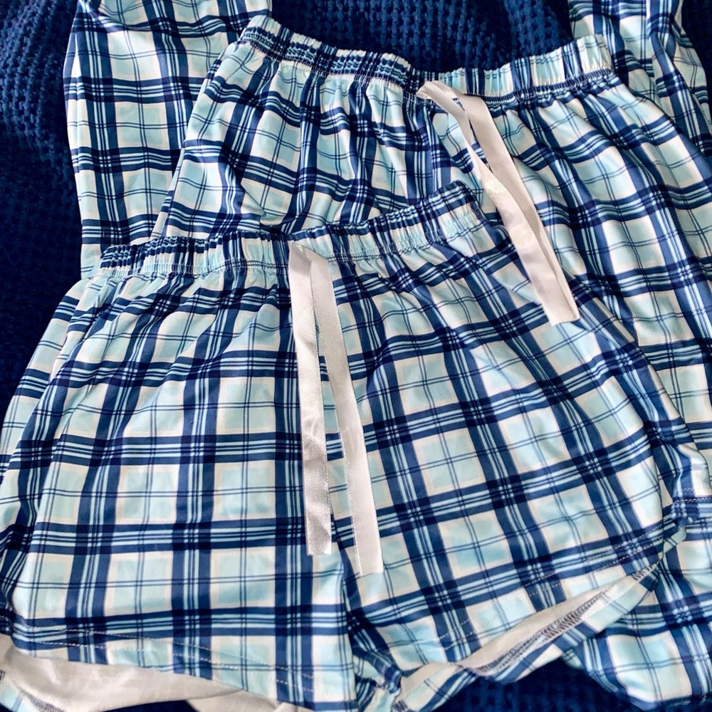 Plaid pajamas a bottoms set